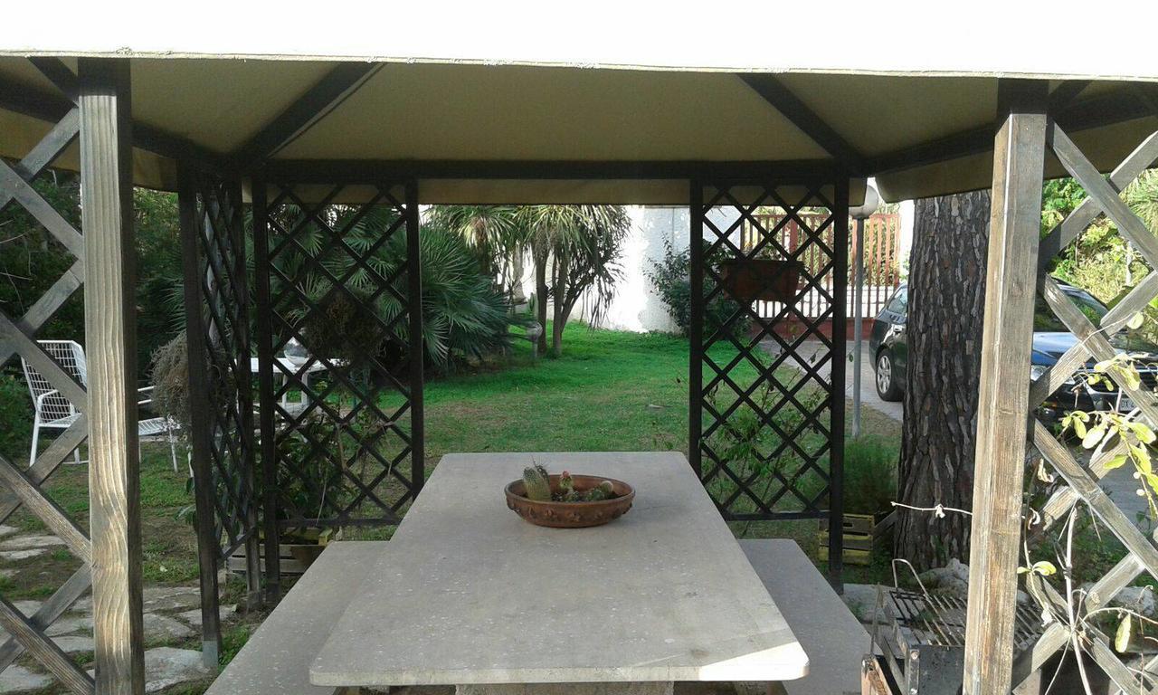 Casina Delle Arti Bed and Breakfast San Cataldo  Εξωτερικό φωτογραφία
